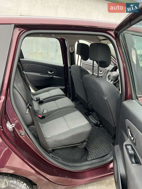 Минивэн Renault Scenic 2013 в Львове