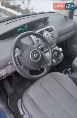 Минивэн Renault Scenic 2009 в 