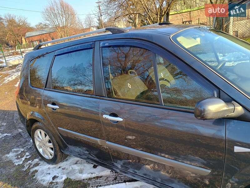Минивэн Renault Scenic 2007 в Городке