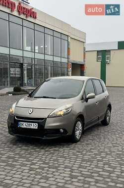 Мінівен Renault Scenic 2012 в Хмельницькому