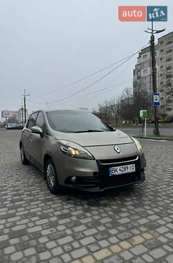 Мінівен Renault Scenic 2012 в Хмельницькому