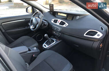 Минивэн Renault Scenic 2010 в Золочеве