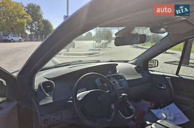Минивэн Renault Scenic 2004 в 