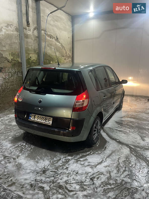 Минивэн Renault Scenic 2006 в Вижнице