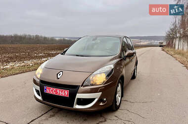 Мінівен Renault Scenic 2010 в Умані