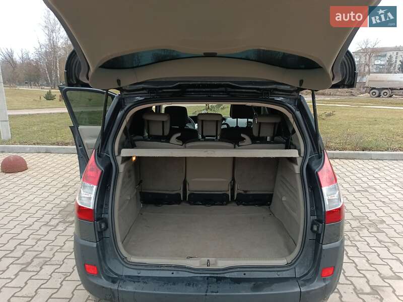 Мінівен Renault Scenic 2005 в Ланівці