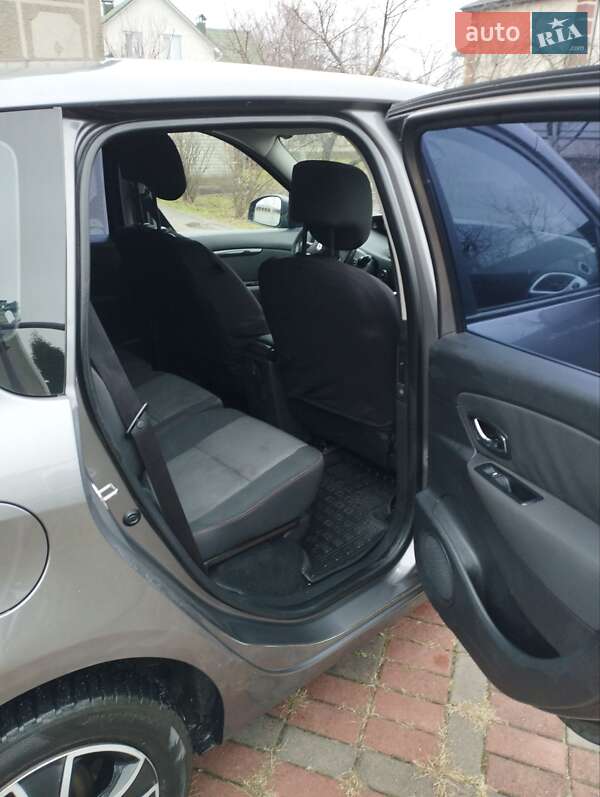 Минивэн Renault Scenic 2013 в Василькове