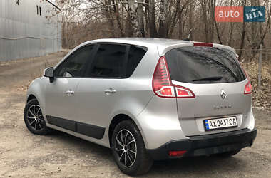 Мінівен Renault Scenic 2010 в Харкові