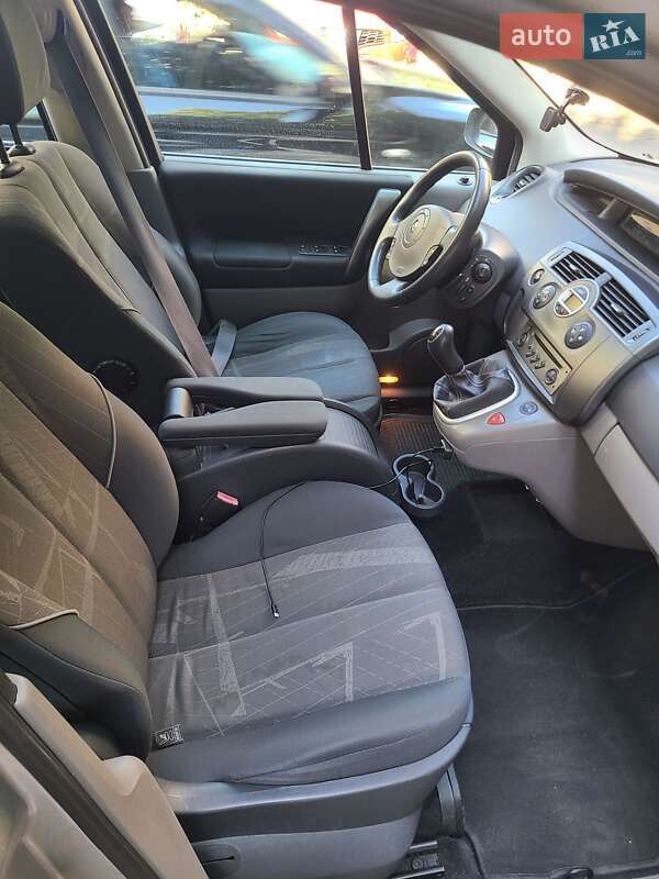 Минивэн Renault Scenic 2005 в Полтаве