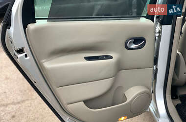 Минивэн Renault Scenic 2006 в 