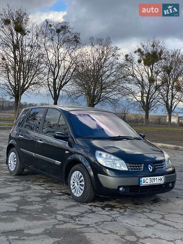 Минивэн Renault Scenic 2004 в Владимире