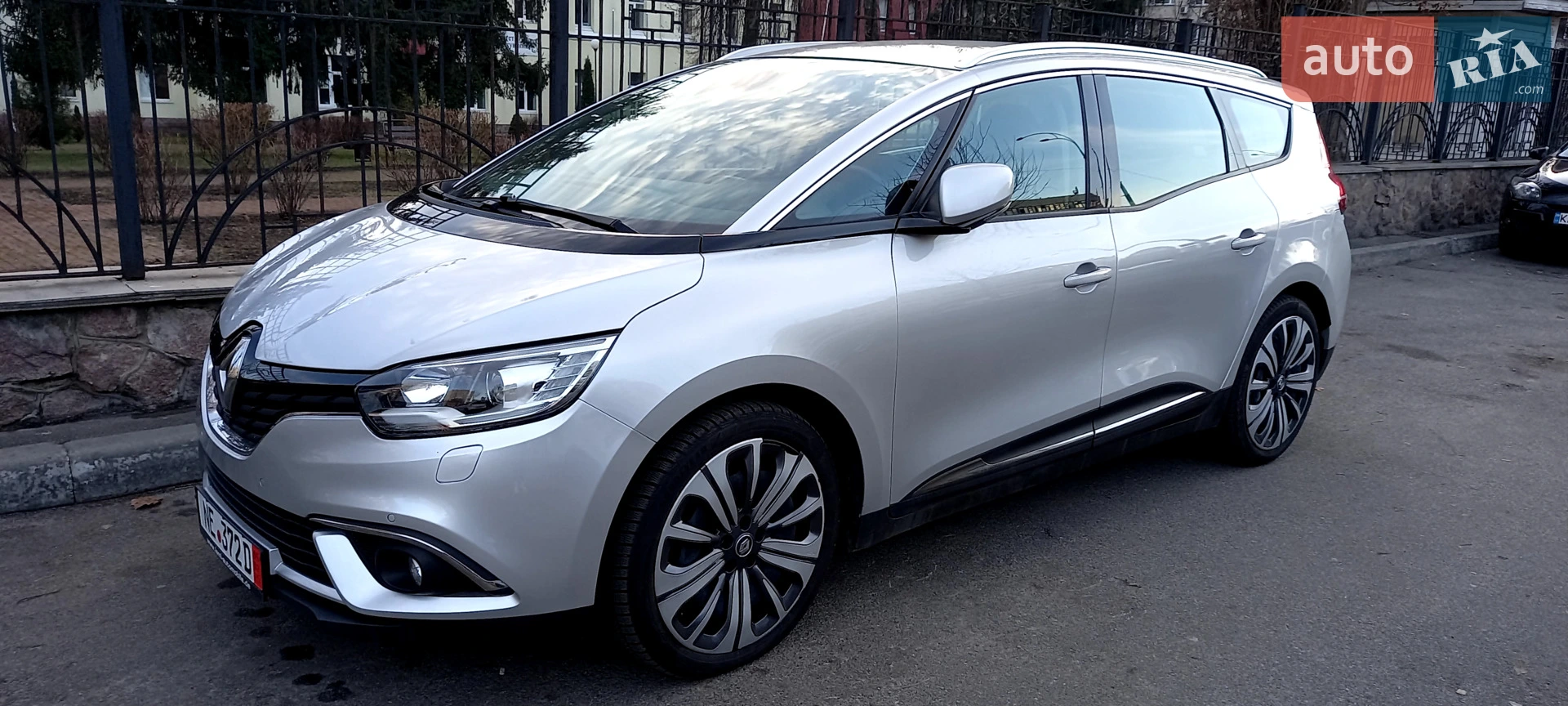 2019 Renault Scenic - фото 1
