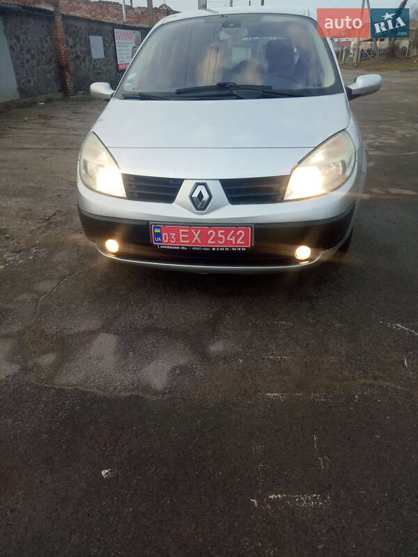 Минивэн Renault Scenic 2005 в Черкассах