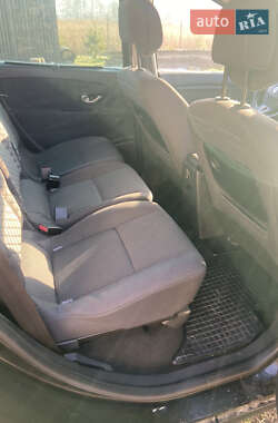 Минивэн Renault Scenic 2010 в 
