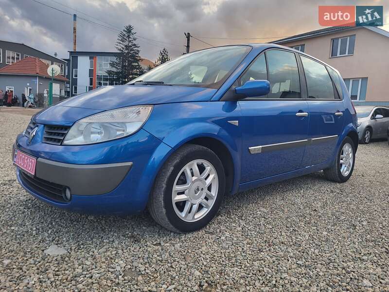 Минивэн Renault Scenic 2005 в Калуше