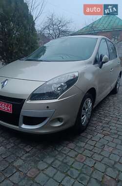 Минивэн Renault Scenic 2009 в Харькове