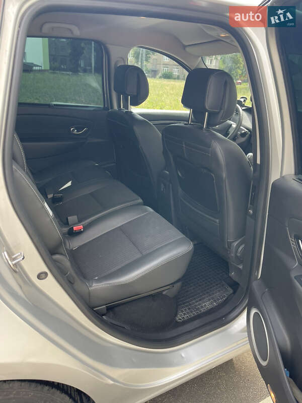 Минивэн Renault Scenic 2011 в Харькове