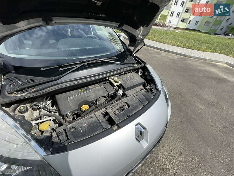 Минивэн Renault Scenic 2011 в Харькове