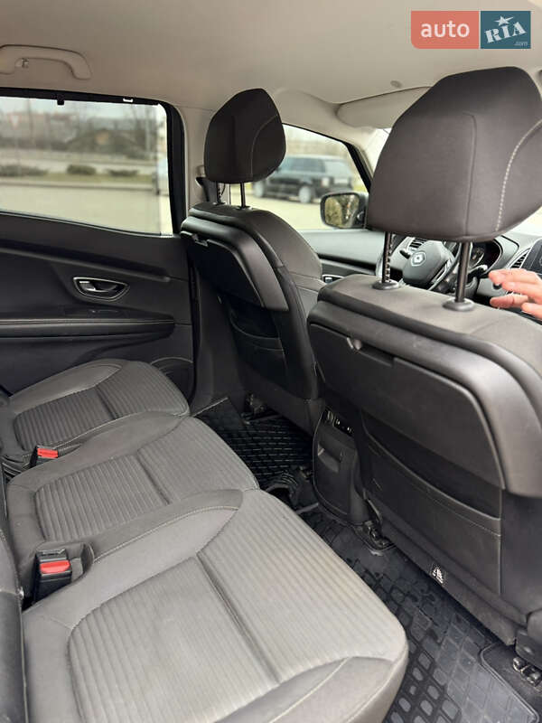 Мінівен Renault Scenic 2017 в Івано-Франківську