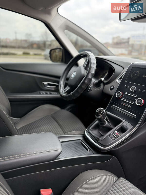 Мінівен Renault Scenic 2017 в Івано-Франківську