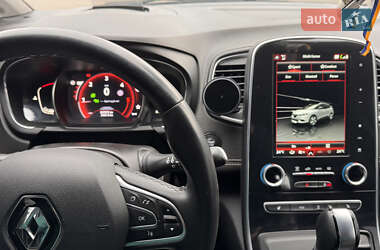 Минивэн Renault Scenic 2017 в 