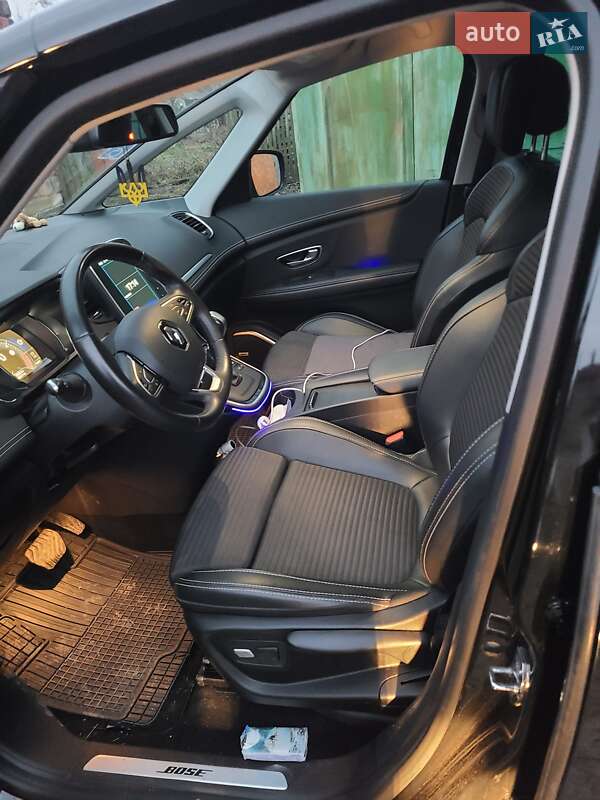 Минивэн Renault Scenic 2017 в Остроге фото 8 Минивэн Renault Scenic 2017 в Остроге