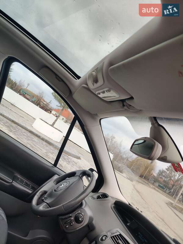 Минивэн Renault Scenic 2005 в Виннице