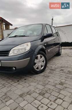 Минивэн Renault Scenic 2005 в 