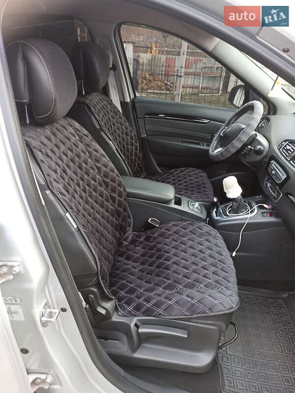 Минивэн Renault Scenic 2011 в Мироновке