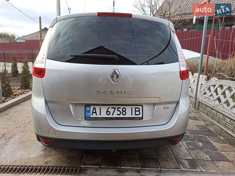Минивэн Renault Scenic 2011 в Мироновке