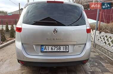 Мінівен Renault Scenic 2011 в 