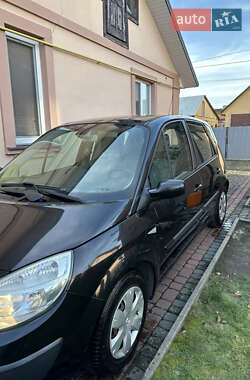 Мінівен Renault Scenic 2006 в Луцьку