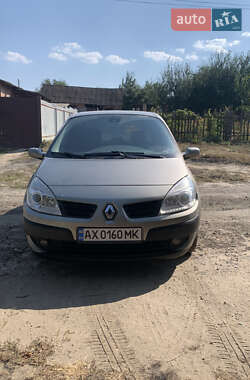 Мінівен Renault Scenic 2004 в Богодухіву