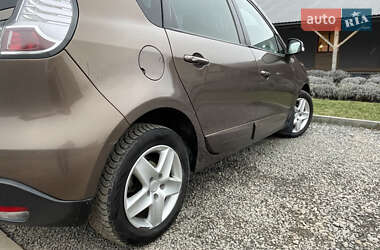 Минивэн Renault Scenic 2013 в Меденичах