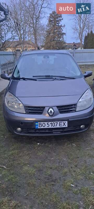 Минивэн Renault Scenic 2004 в Толстом