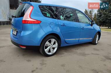 Мінівен Renault Scenic 2012 в Рівному