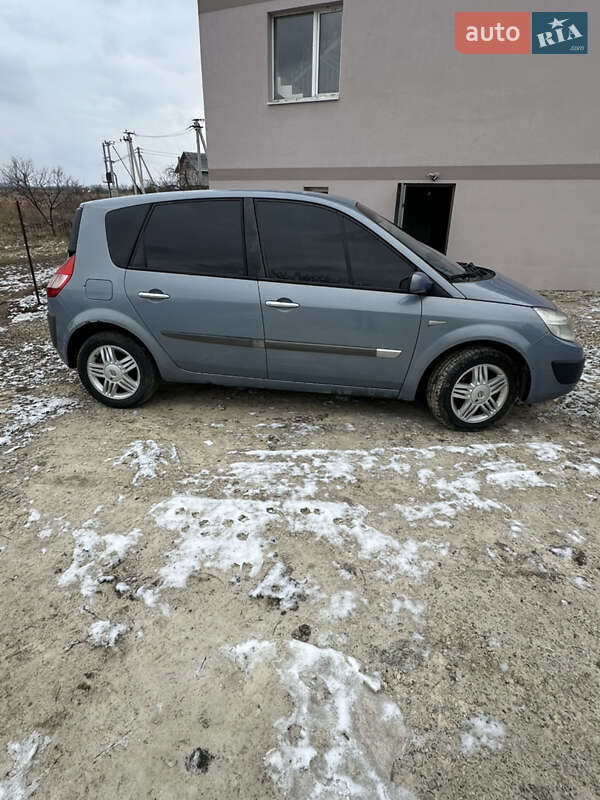Минивэн Renault Scenic 2004 в Ивано-Франковске