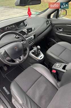 Минивэн Renault Scenic 2013 в Нововолынске