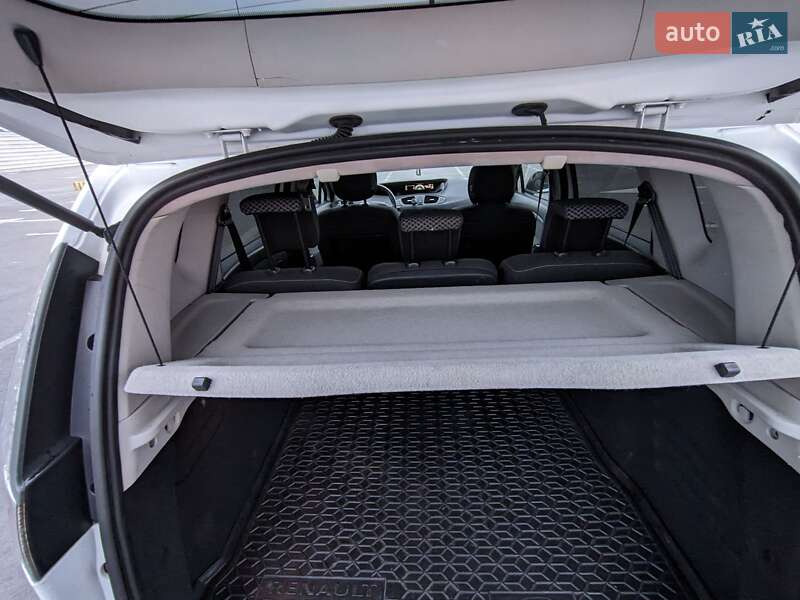Минивэн Renault Scenic 2012 в Львове