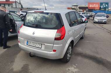 Минивэн Renault Scenic 2009 в 