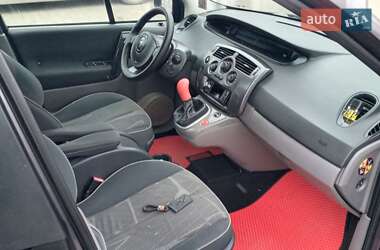 Минивэн Renault Scenic 2004 в Черновцах