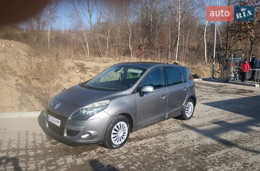 Мінівен Renault Scenic 2011 в Львові