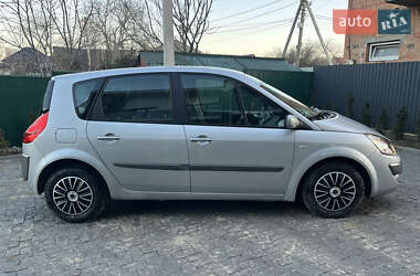 Минивэн Renault Scenic 2009 в 