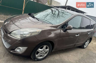 Мінівен Renault Scenic 2010 в Ніжині