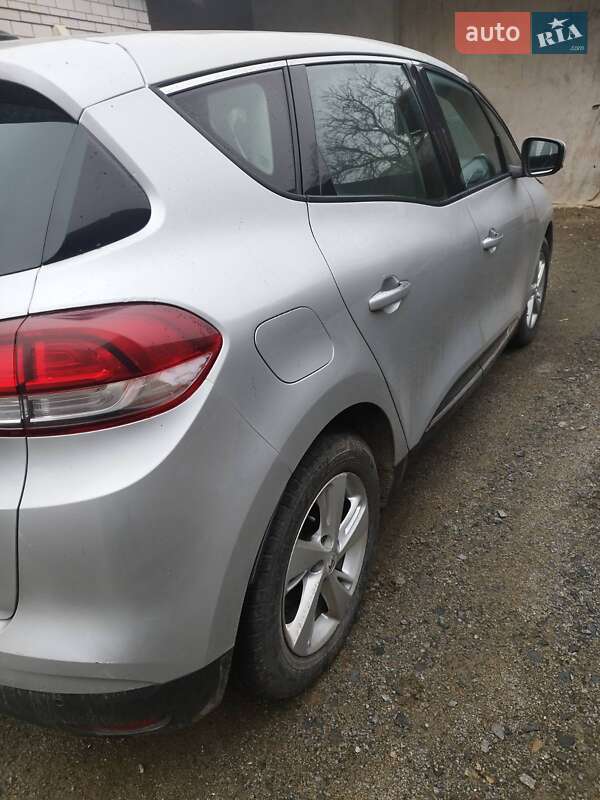 Минивэн Renault Scenic 2017 в Гайвороне