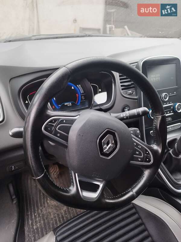Минивэн Renault Scenic 2017 в Гайвороне