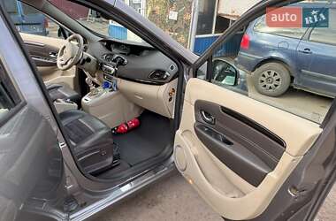 Минивэн Renault Scenic 2012 в Киеве