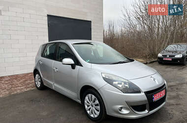 Минивэн Renault Scenic 2011 в Хороле