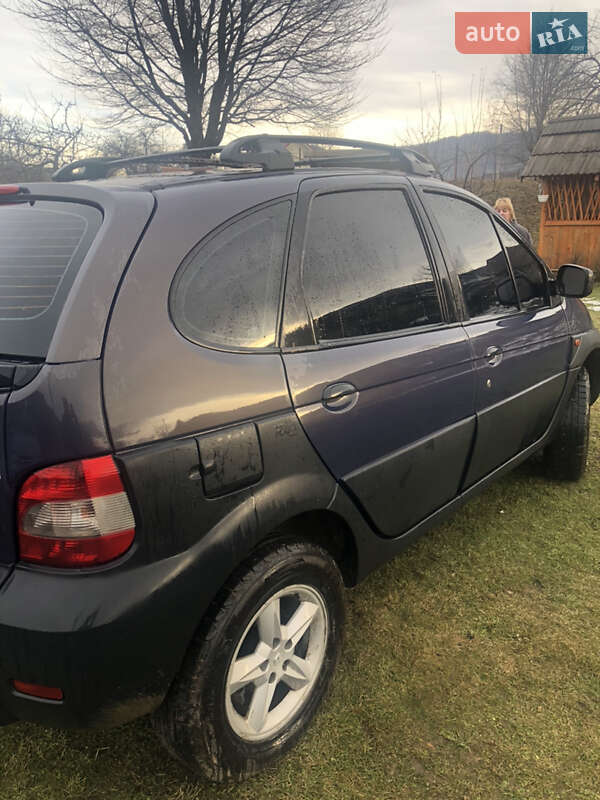 Минивэн Renault Scenic 2000 в Косове