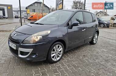 Минивэн Renault Scenic 2010 в Ивано-Франковске